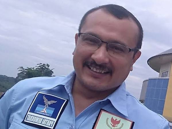Ferdinand Sebut FPI Ganti Baju Merupakan Penentangan Terhadap Negara