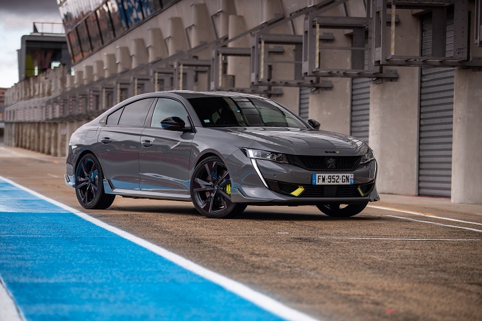 Personil Balap WEC Menjadi Pemilik Pertama Peugeot 508 PSE