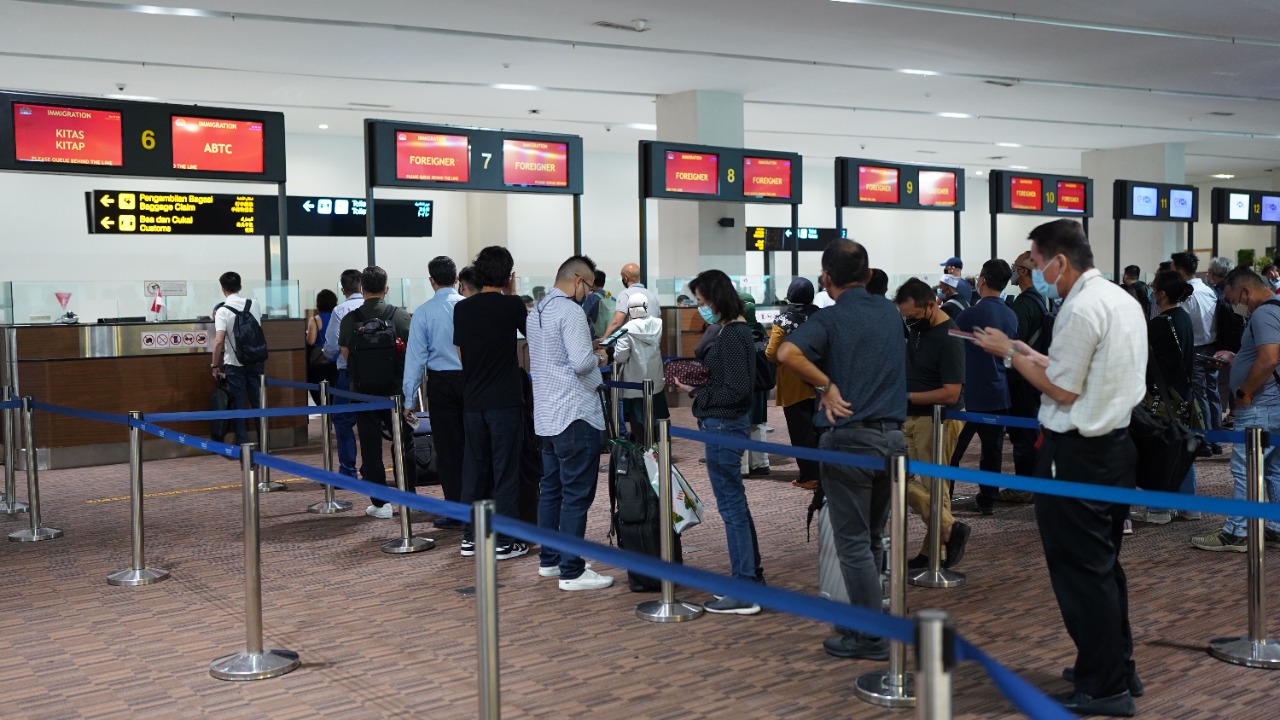 Kedatangan WNA di Bandara Soeta Tetap Stabil Pasca Pengesahan RKUHP
