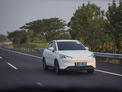 Punya Fitur Pintar, Mobil Listrik NETA V  Lebih Efisien Daya Baterai dan Nyaman dalam Berkendara