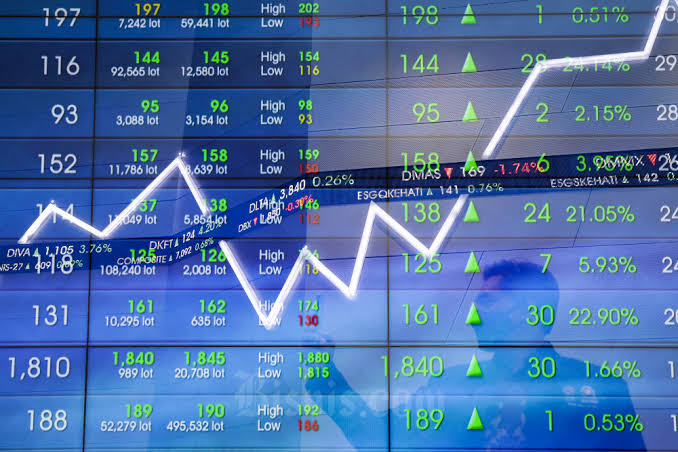 IHSG Dibuka Menguat Tipis di Awal Pekan