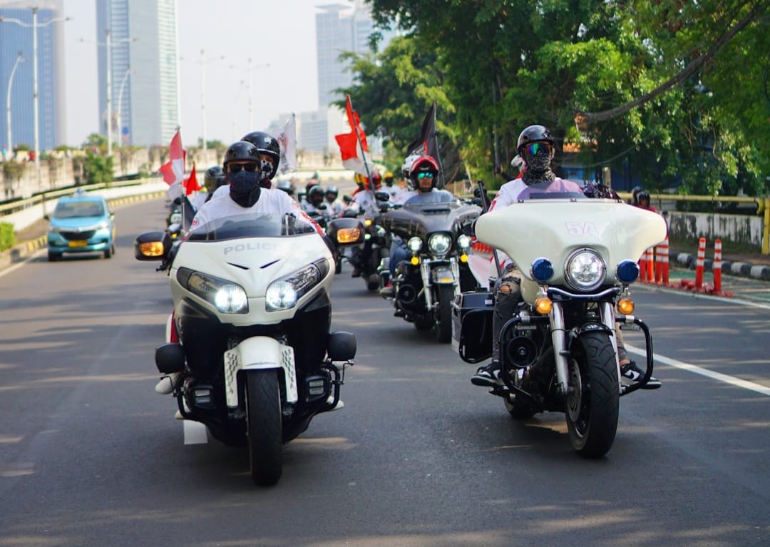 Peringati HUT Kemerdekaan RI ke 80 Tahun, 80 Bikers MBI DKI Jakarta Lakukan Kirab Merah Putih