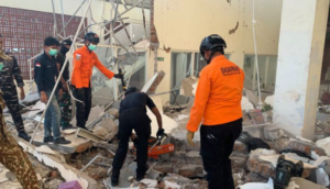 Gempa NTT: Dua Tewas, Peringatan Dini Tsunami Sempat Diberlakukan
